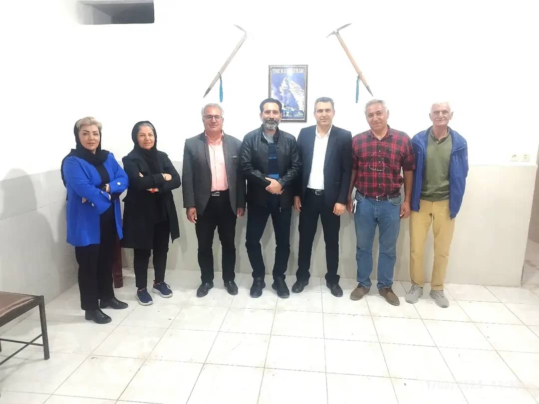 پیام تبریک علی اکبر فلاحی رئیس هیئت کوهنوردی شهرستان مرودشت‌ به مناسبت فرارسیدن بهار طبیعت